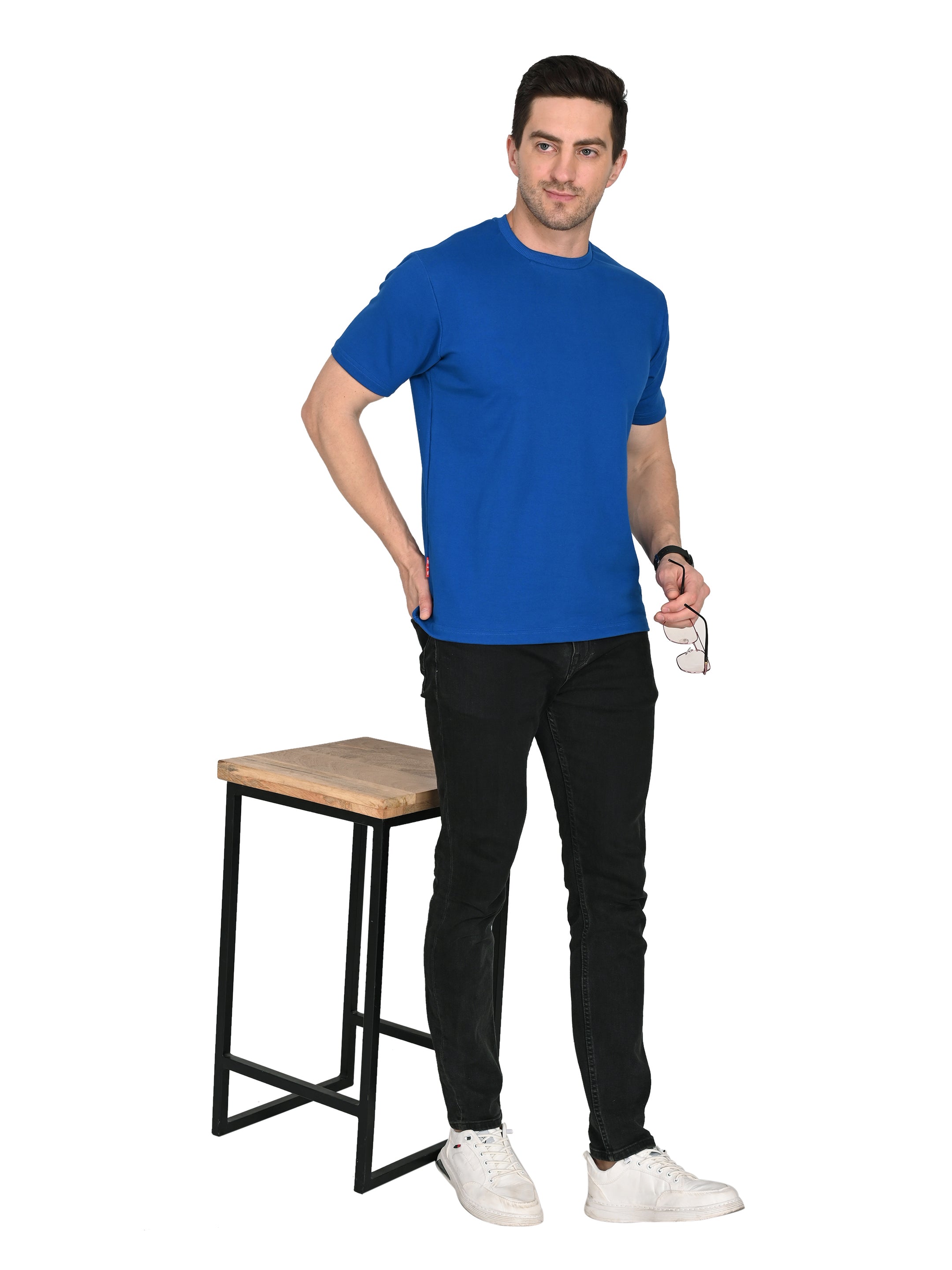 Royal Blue Round Neck T-Shirt – Slim Fit